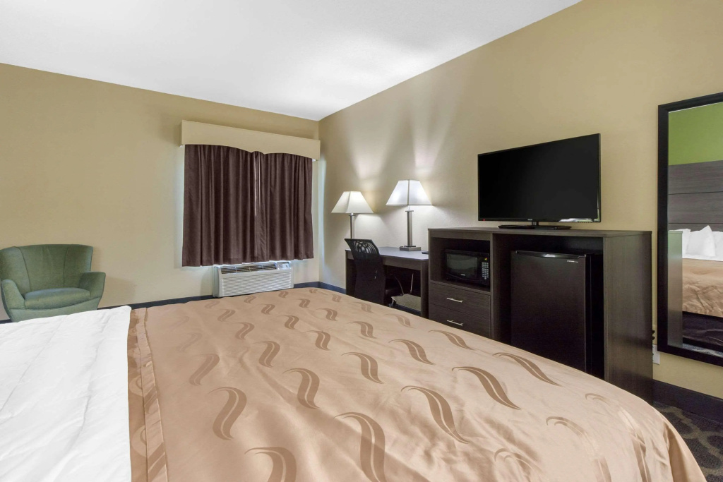 Quality Inn Kingstree North — 5