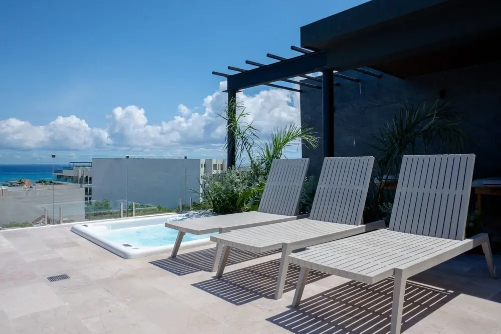Menesse Studio 1 Bedroom Home