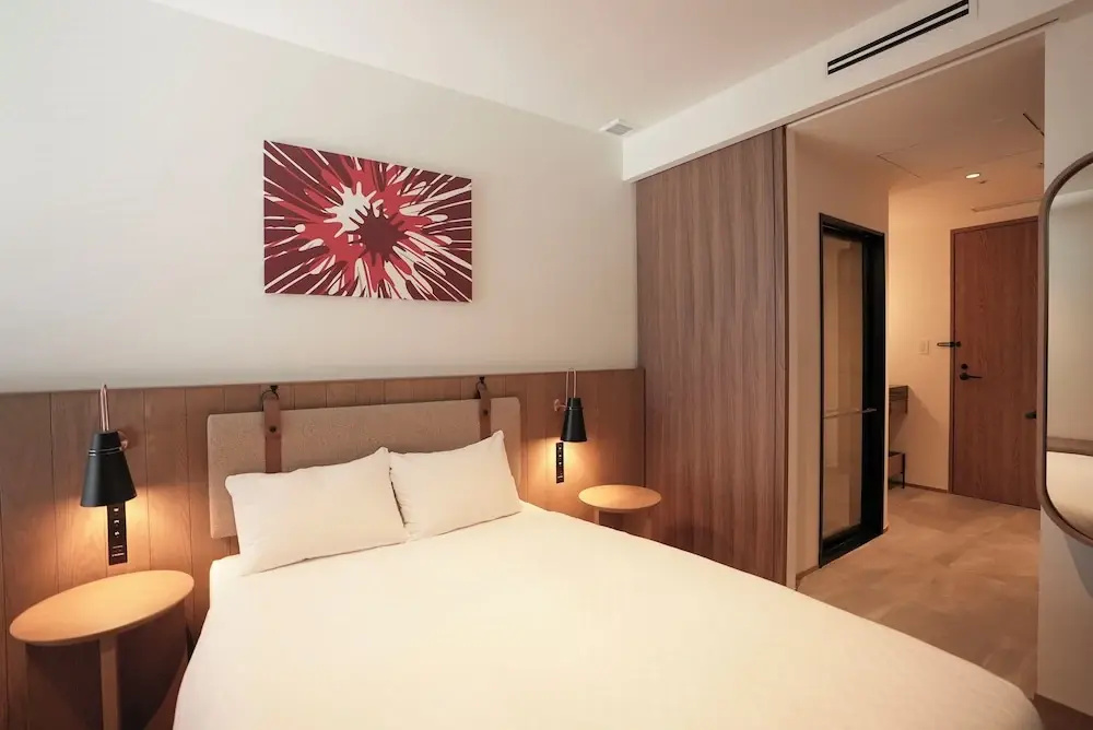 Grand room