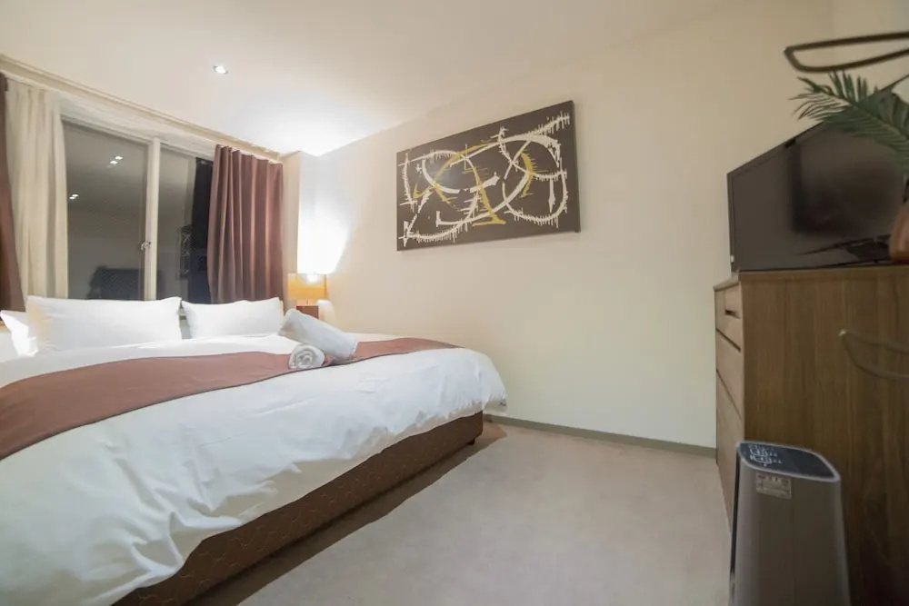 2 Bedrooms Economy Quadruple Family room