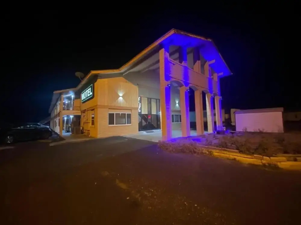Antler's Inn Motel
