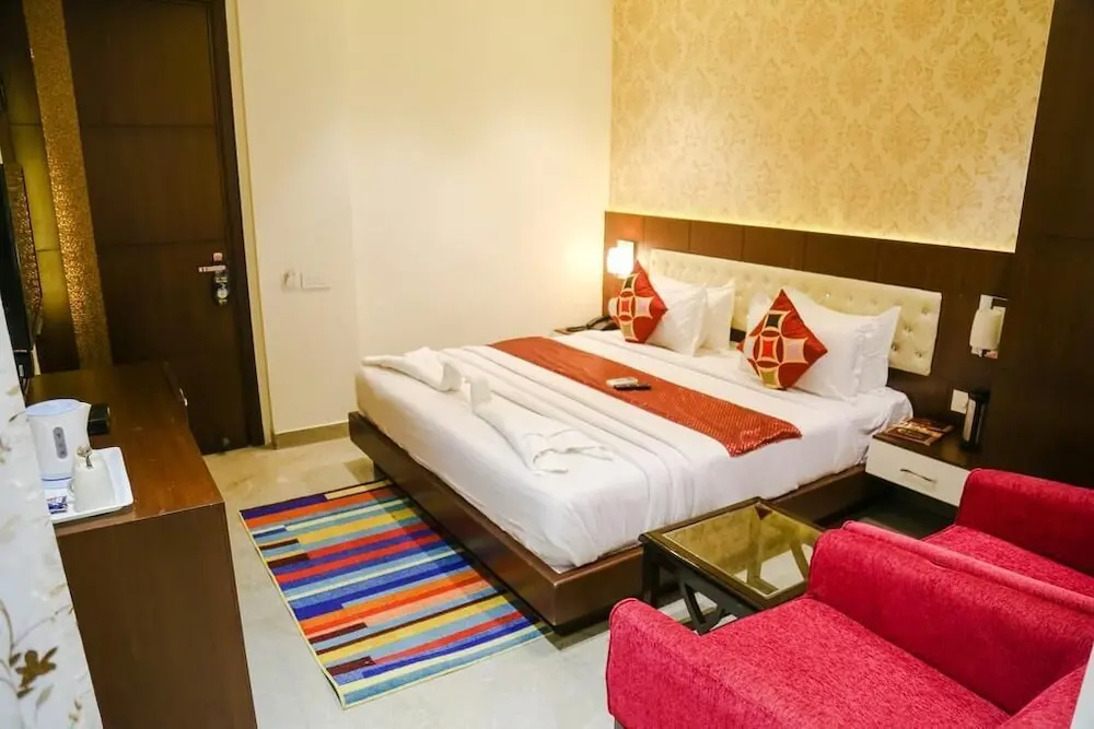 Bedroom