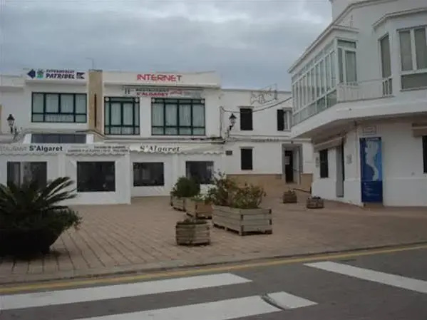 Hostal Restaurant s'Algaret