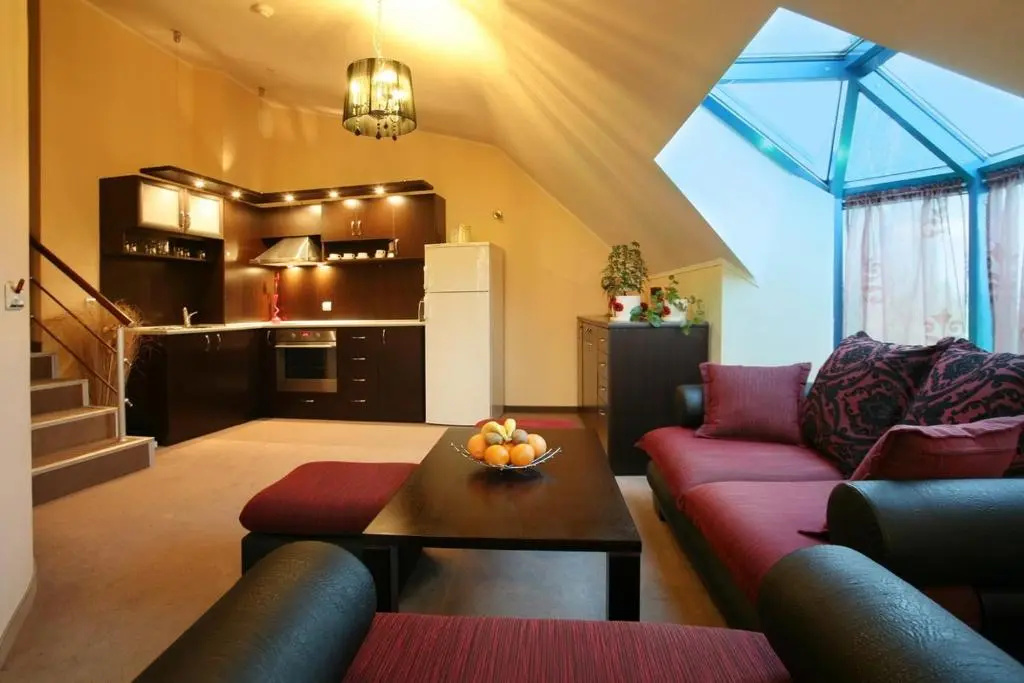 Deluxe Apartment
