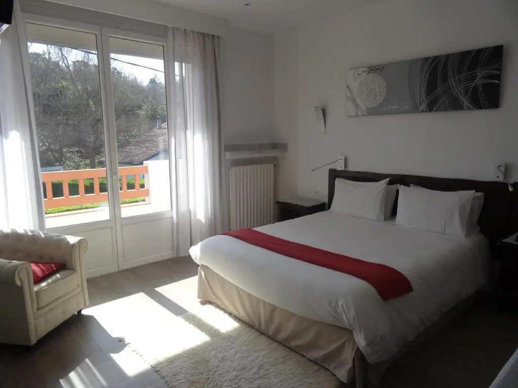 Superior Double room (full double bed)