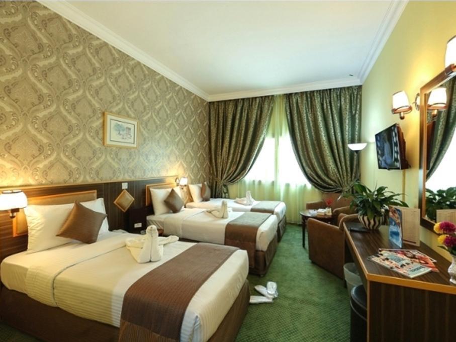 Jonrad Hotel