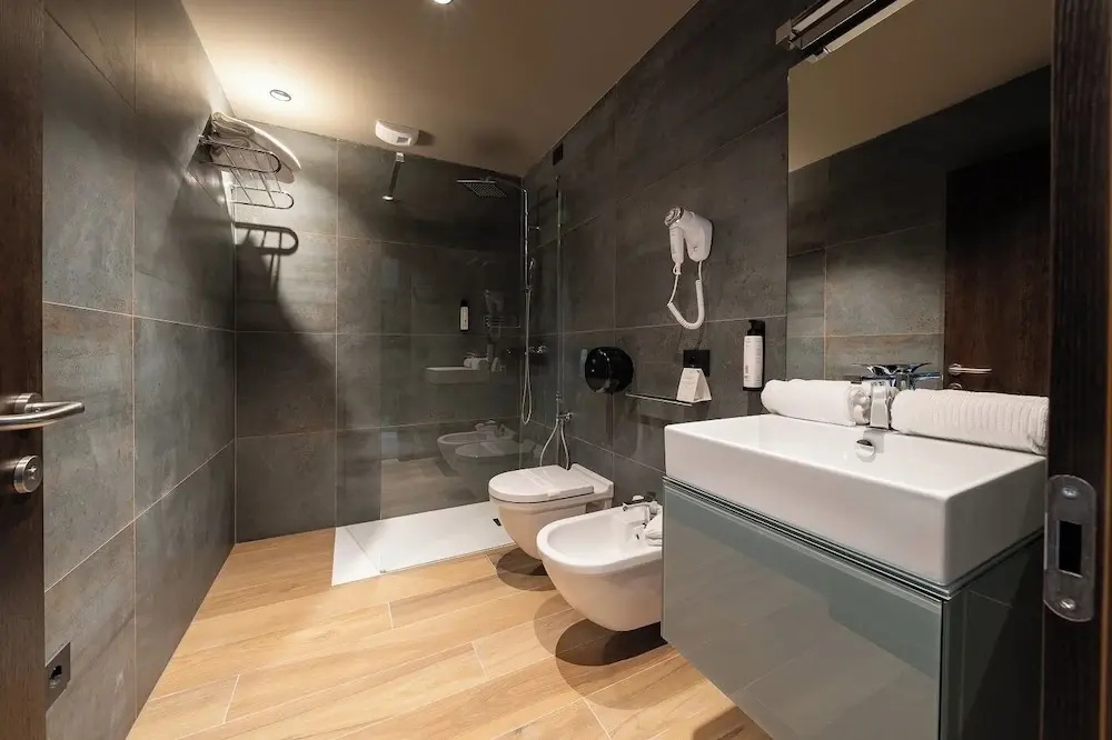 Premium Triple room with sea view