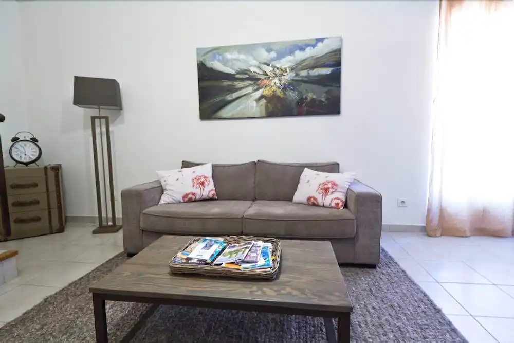 Afficher la photo 6 — Chateau la Croix des Pins