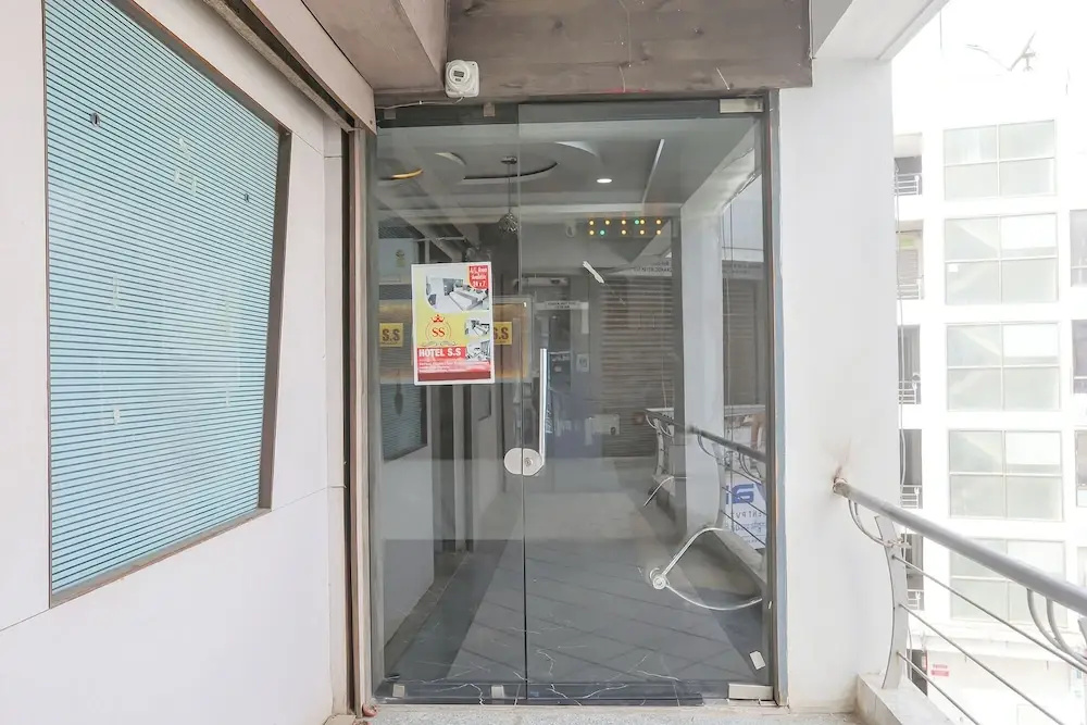 FabHotel S.S - Opp. Vishwakarma Engineering College