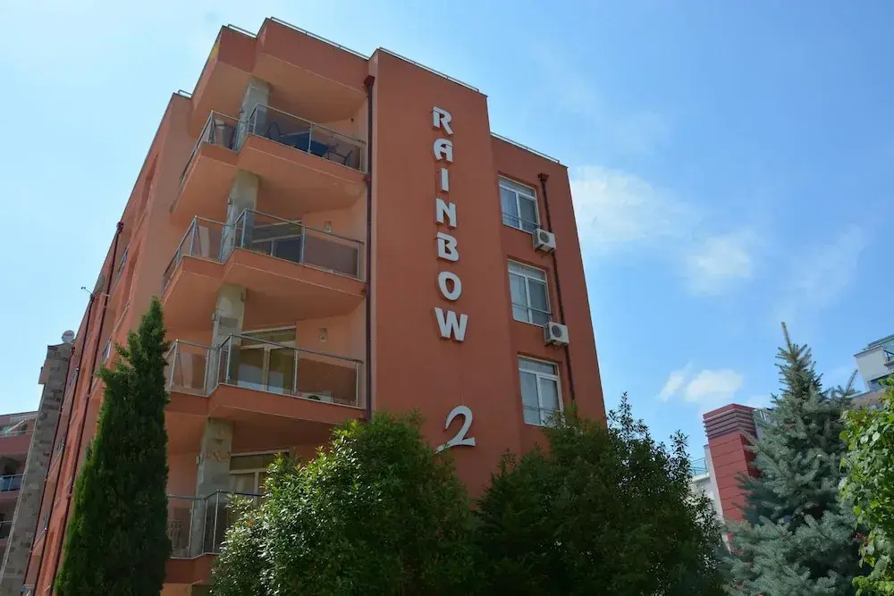 Rainbow 2 Apartments by Sandapart