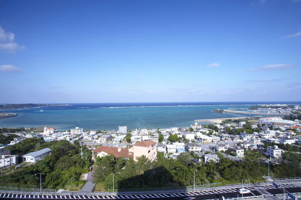 Beach & Waterfront