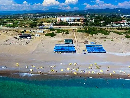 Beach & Waterfront