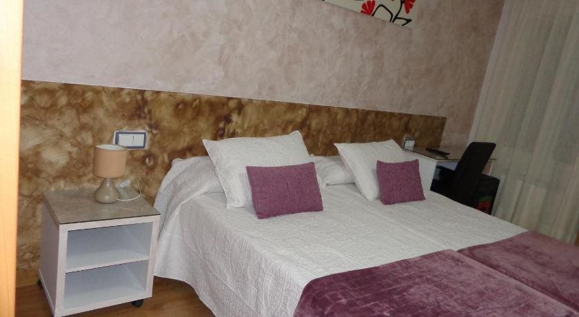 Hostal Don Rodrigo by null