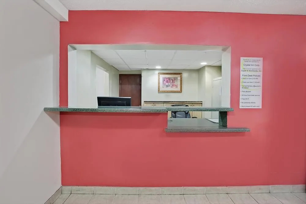 Lobby & Reception