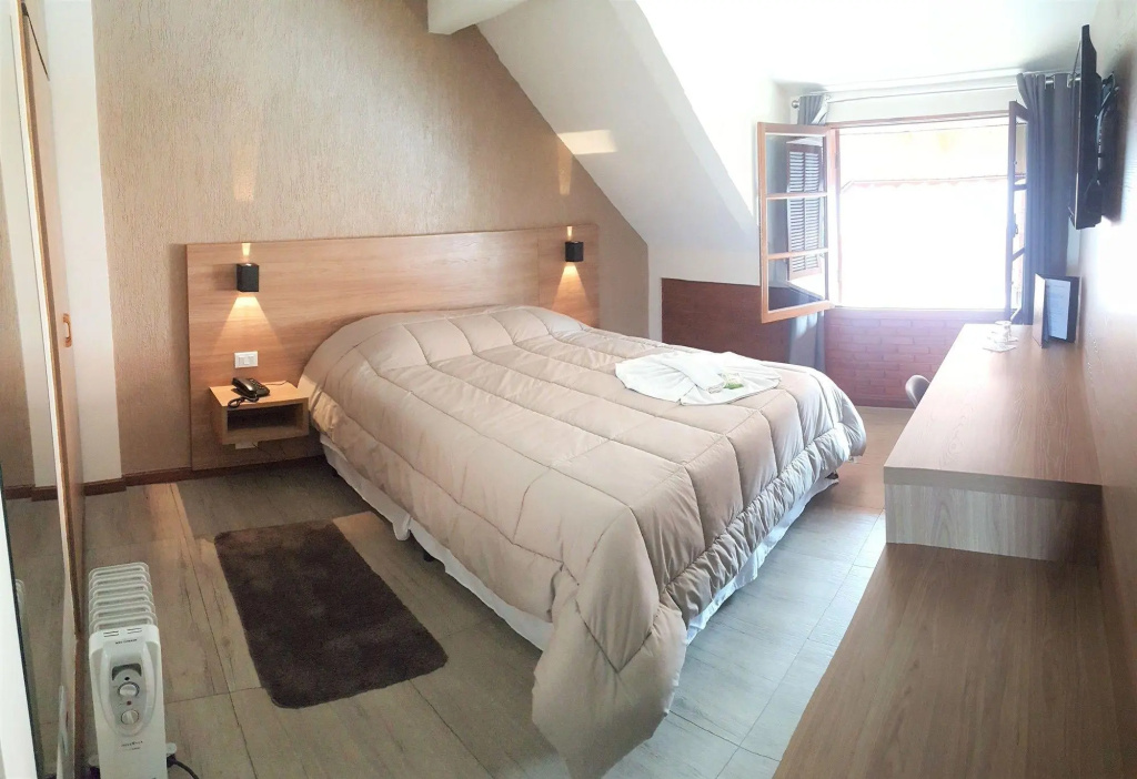 Hotel Garnier — 5