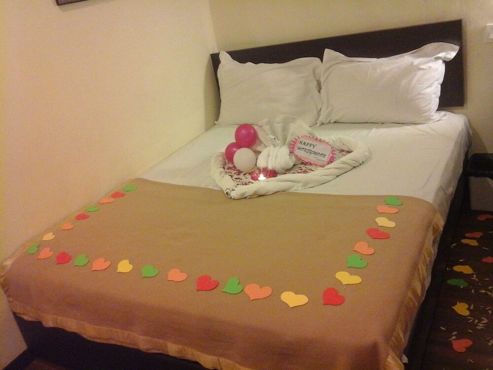 So Hotel