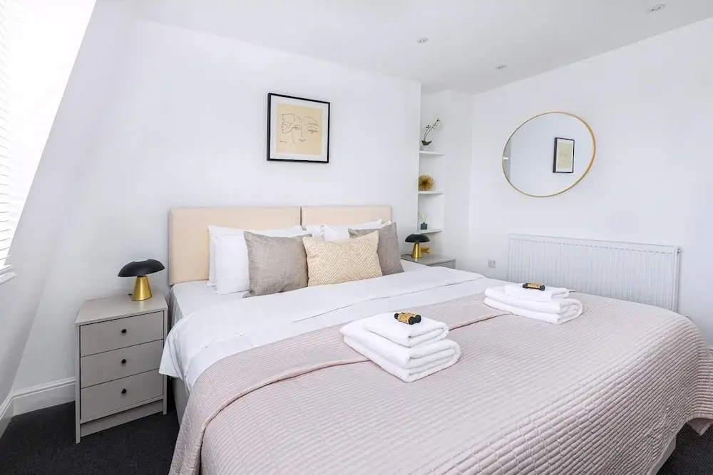 Stylish Three-bed Flat in Marylebone