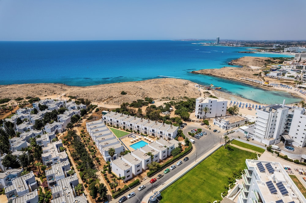 Kritamo Beach Hotel Apartments