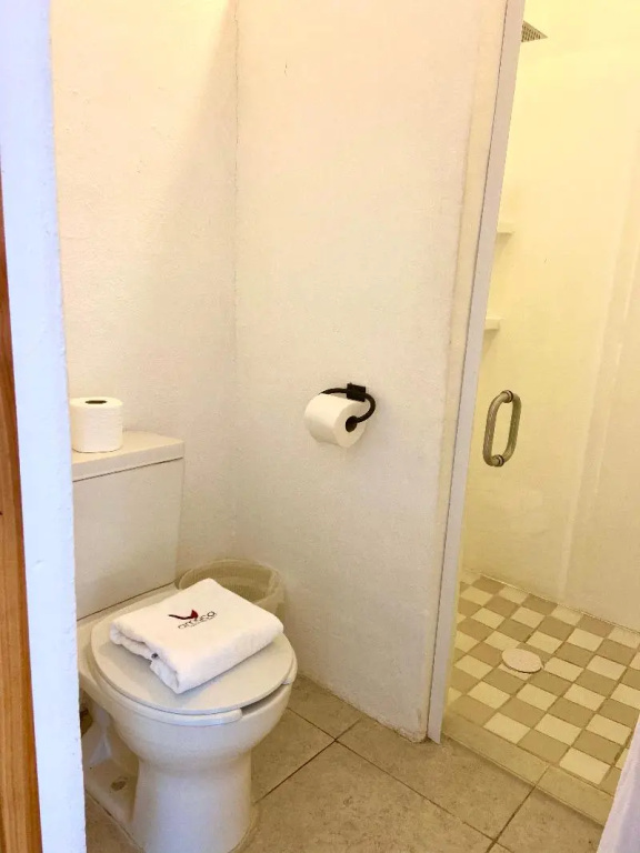 Standard Double room with balcony (full double bed)
