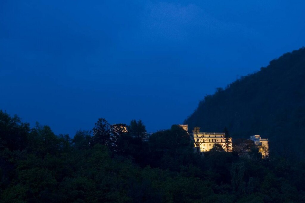 Ananda In The Himalayas