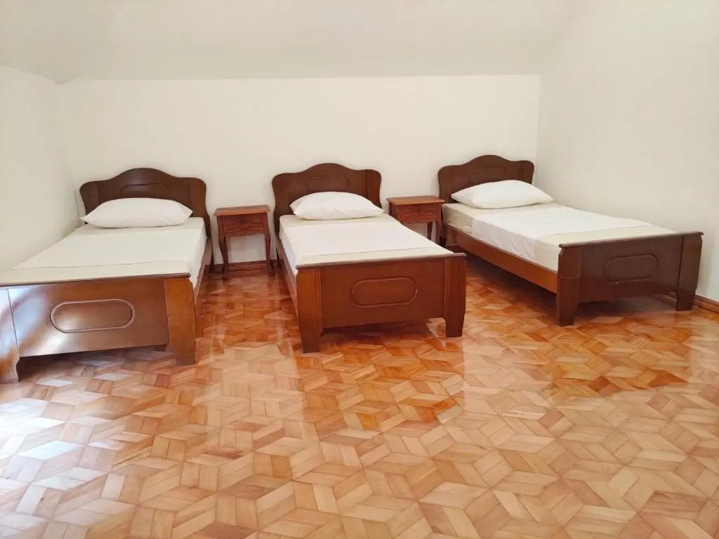 Classic Quadruple room
