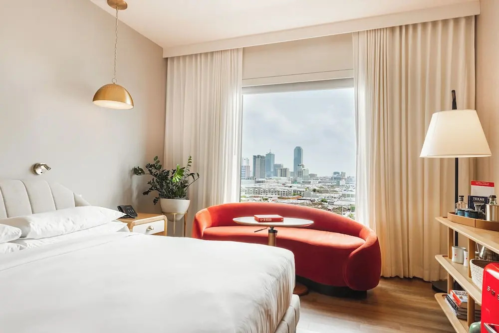 Одноместный номер Standard в Virgin Hotels Dallas