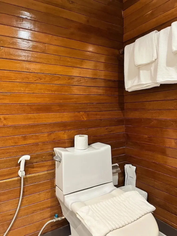 Standard Double room with city view (full double bed)