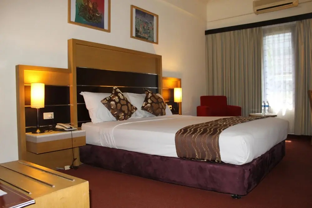 Mega Matra Hotel - Chambres