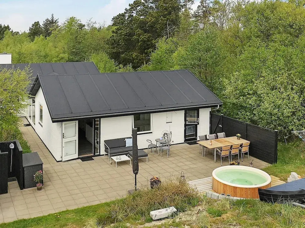 Enticing Holiday Home in Jutland near Sea