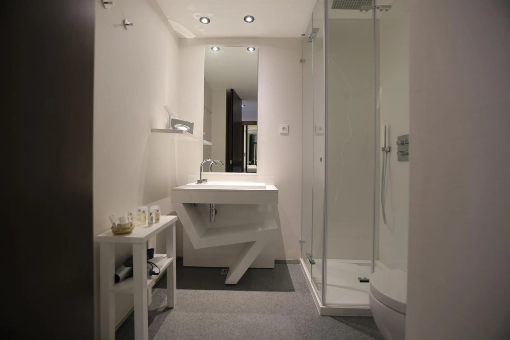 Lisboa Carmo Hotel, Lisabona — 4