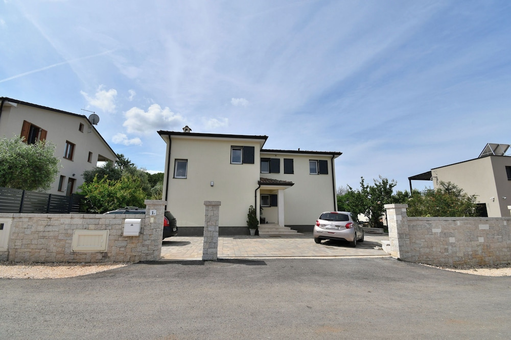 Apartment Vergotin