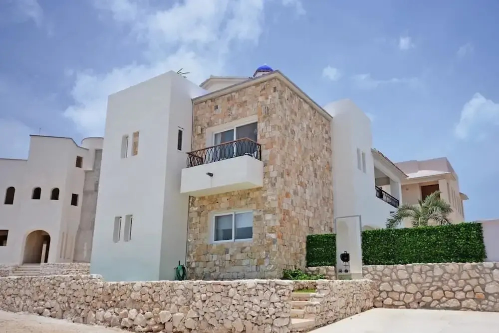 Casa la Mera Mora by Skyrun