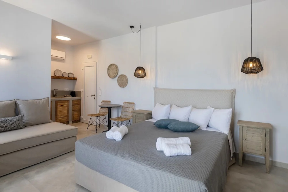 Comfort Double Studio with balcony and with pool view (full double bed)