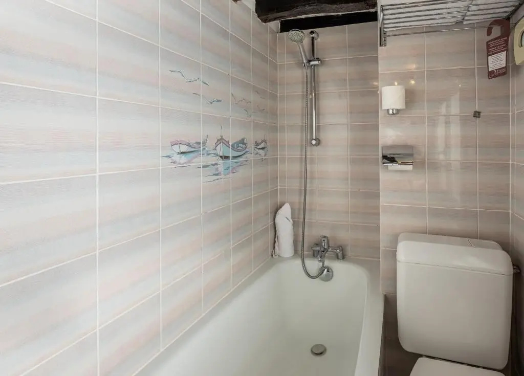 2 Bedrooms Suite