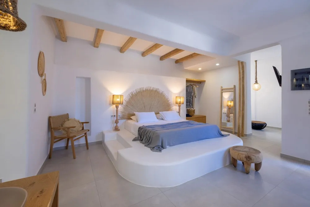 Superior room with balcony