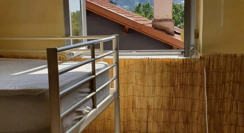Balcony & Terrace