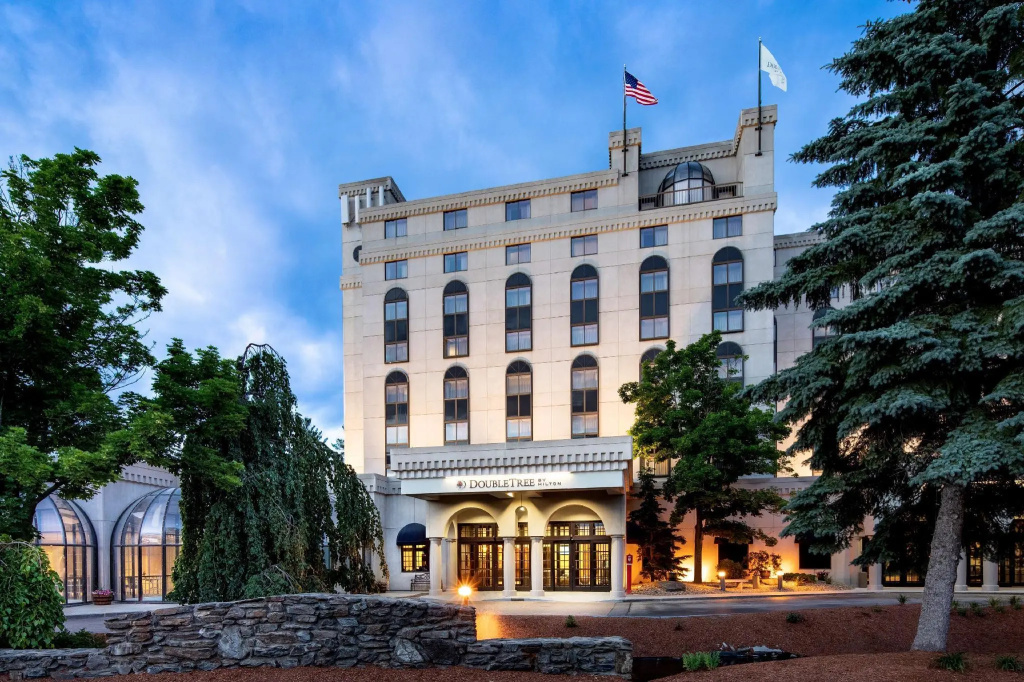 DoubleTree by Hilton Nashua - Chambres