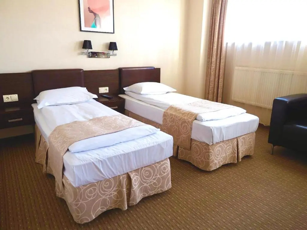 Iness Hotel - Chambres