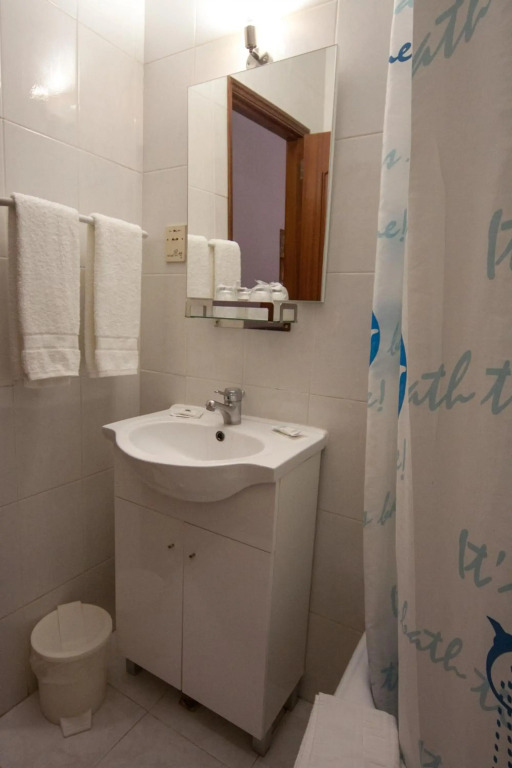 Hotel Leiriense by null