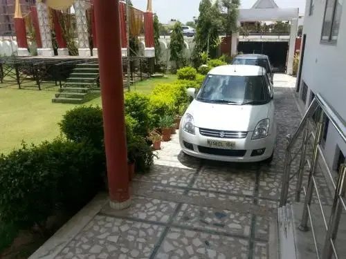 Mahaveer Kunj