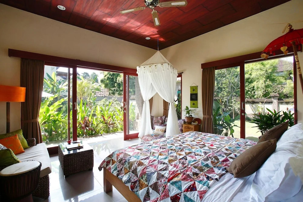 1 Bedroom Double Villa with garden view full double bed