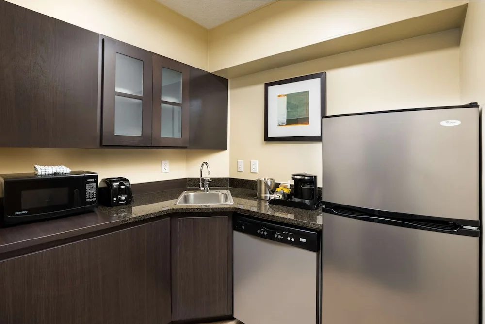 DoubleTree Suites by Hilton Austin Downtown Capitol - Chambres