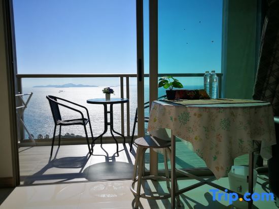 Номер Luxury в The Riviera Wongamat Hong Apartment