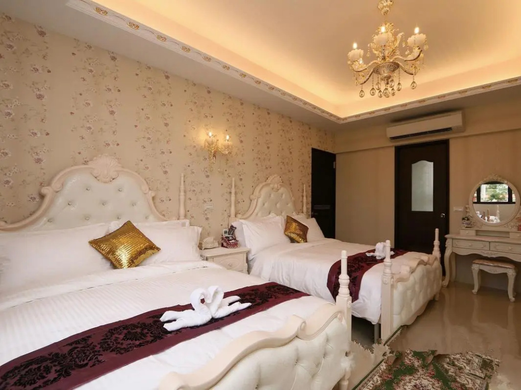 Standard Family room