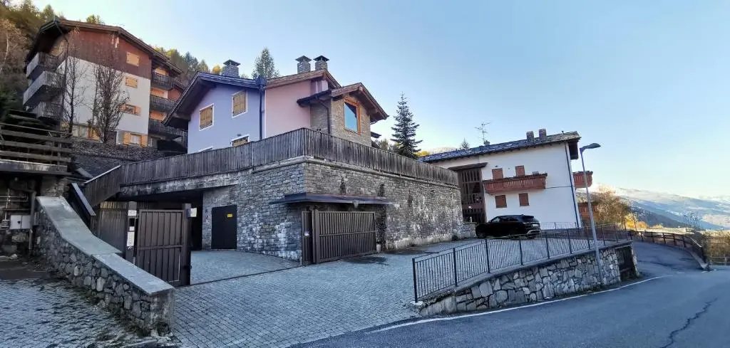 Casa Aprica n 5 a 50 m dalle piste WiFi box auto
