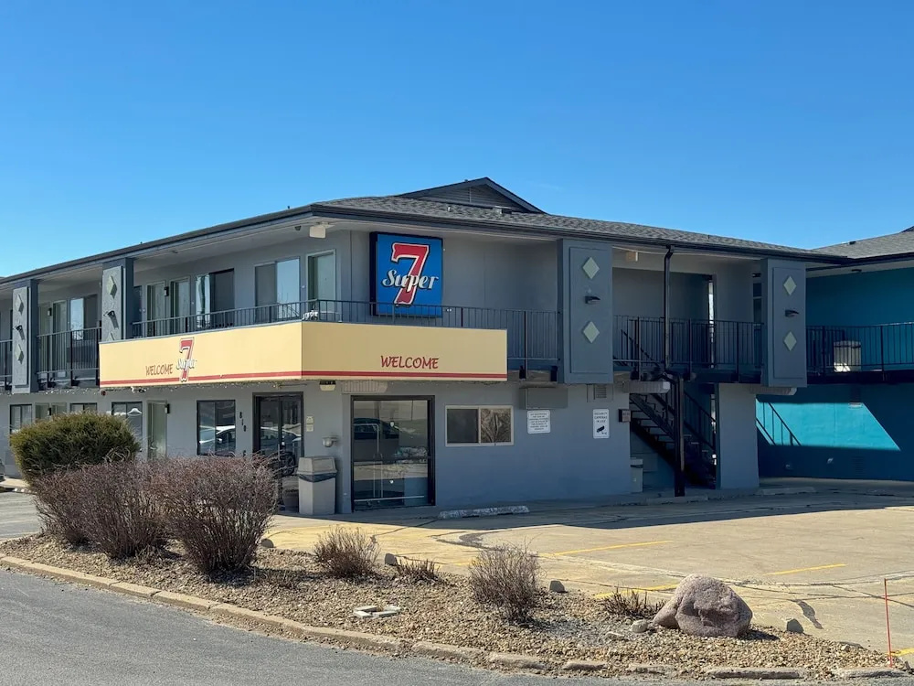 Motel 6 - Iowa City