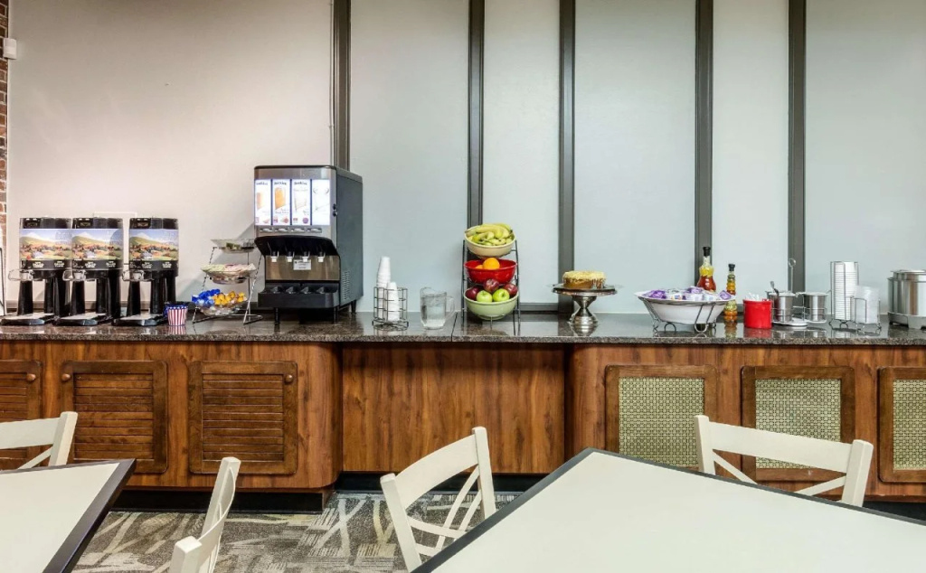 Clarion Hotel Seekonk - Providence - Général