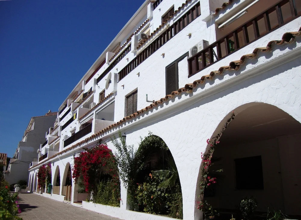 Apartamentos Las Fuentes 3000