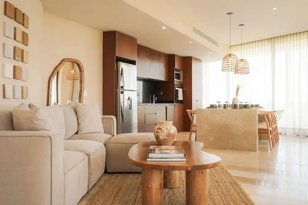 3 Bedrooms Apartment