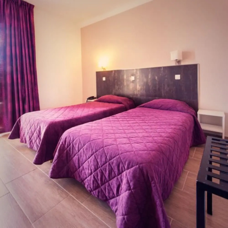 Comfort Double room with sea view (full double bed)